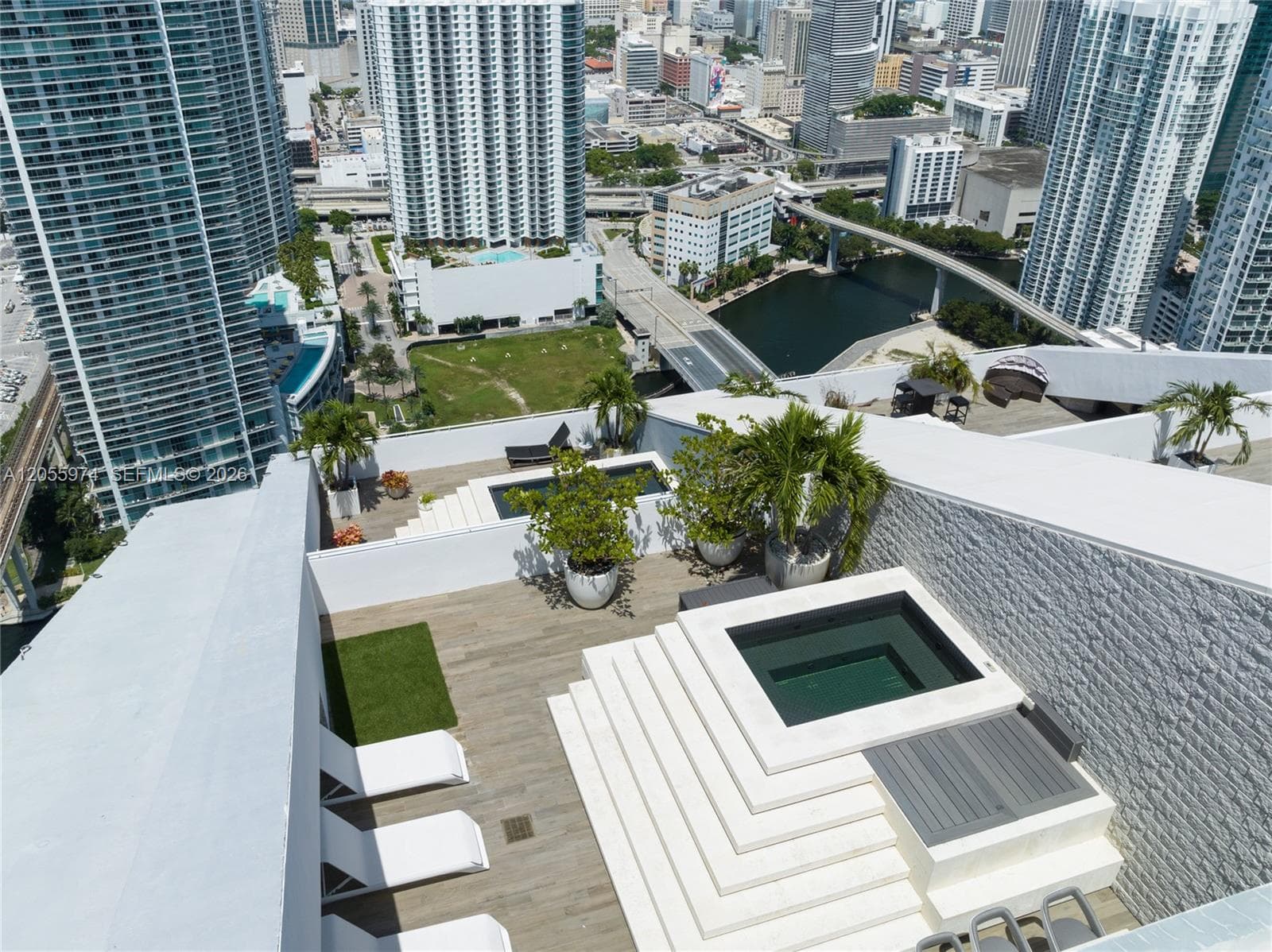 Condominium at 88 SW 7th St # 4303, Miami FL 33130