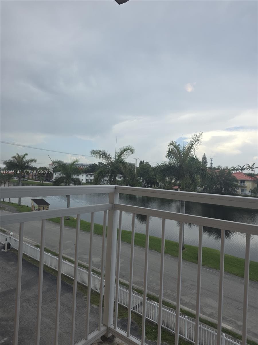 Apartment at 2025 NE 164th St # 309, North Miami Beach FL 33162