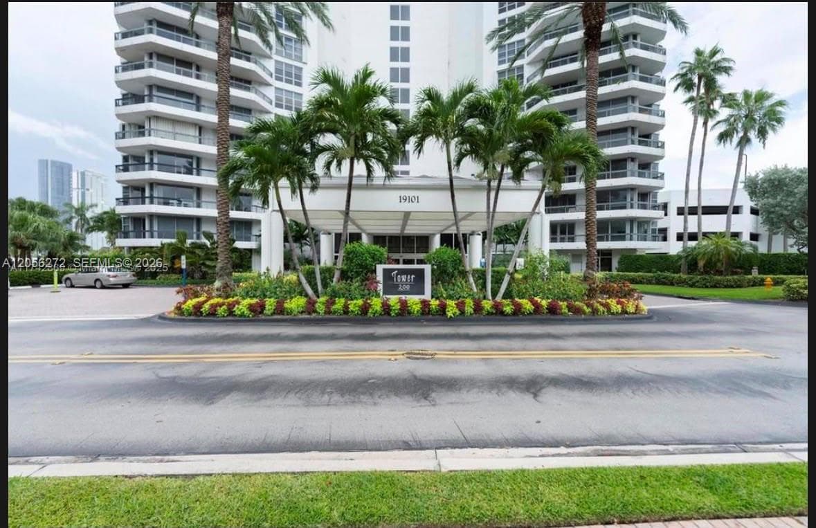 Condominium at 19101 Mystic Pointe Dr # 304, Aventura FL 33180