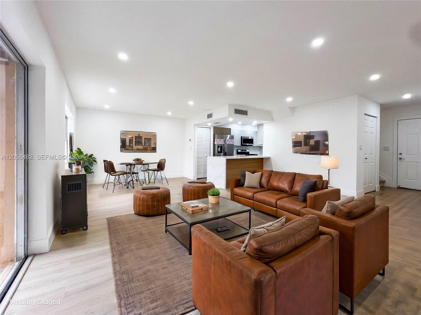 Condominium at 17911 NW 68th Ave # O207, Hialeah FL 33015