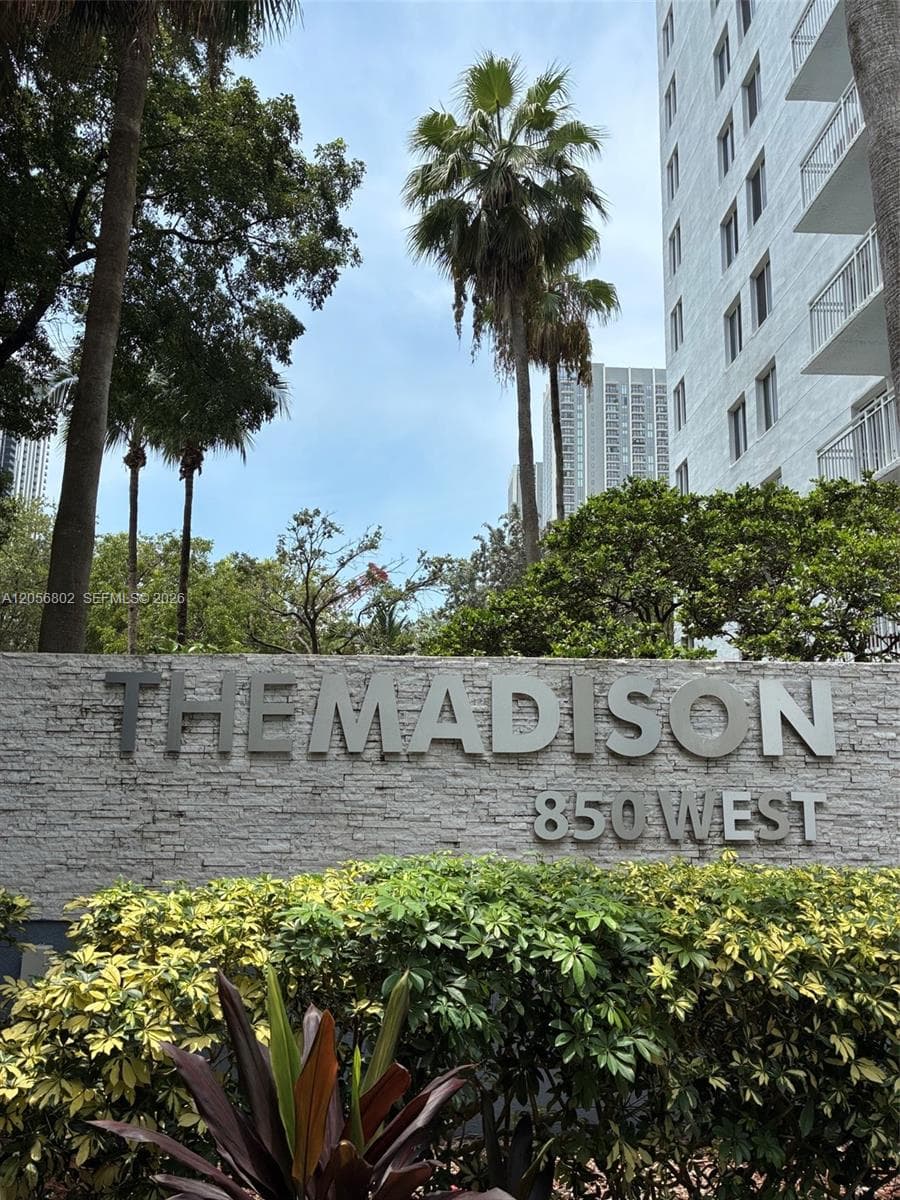 Condominium at 850 N Miami Ave # 406, Miami FL 33136