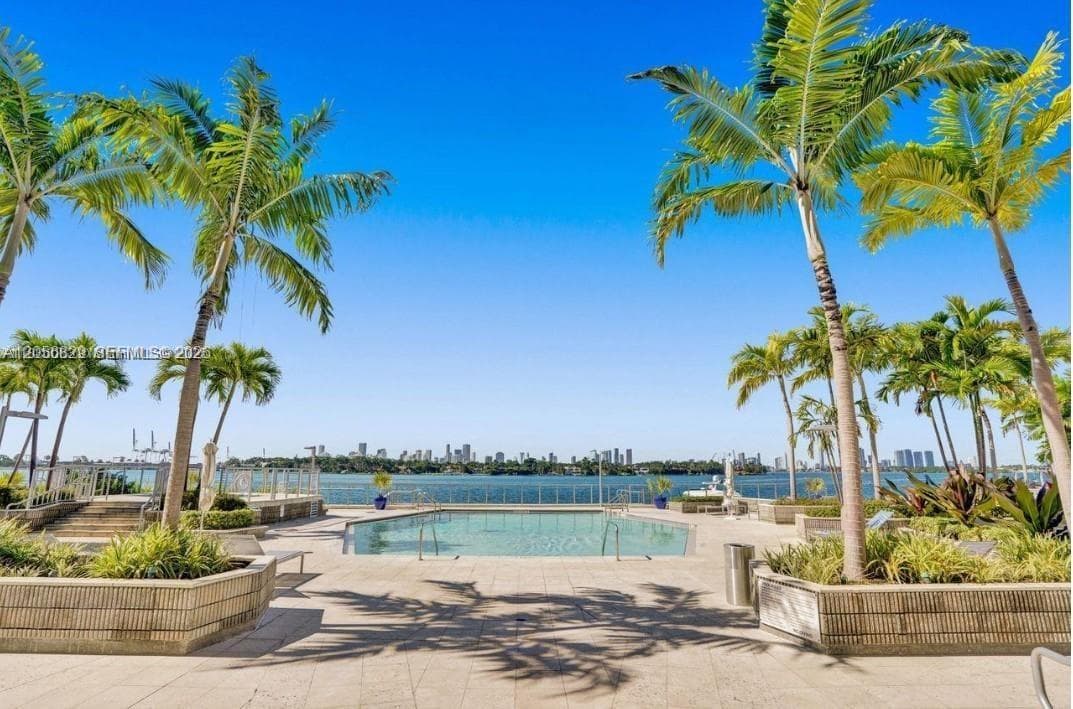 Condominium at 800 West Ave # 722, Miami Beach FL 33139