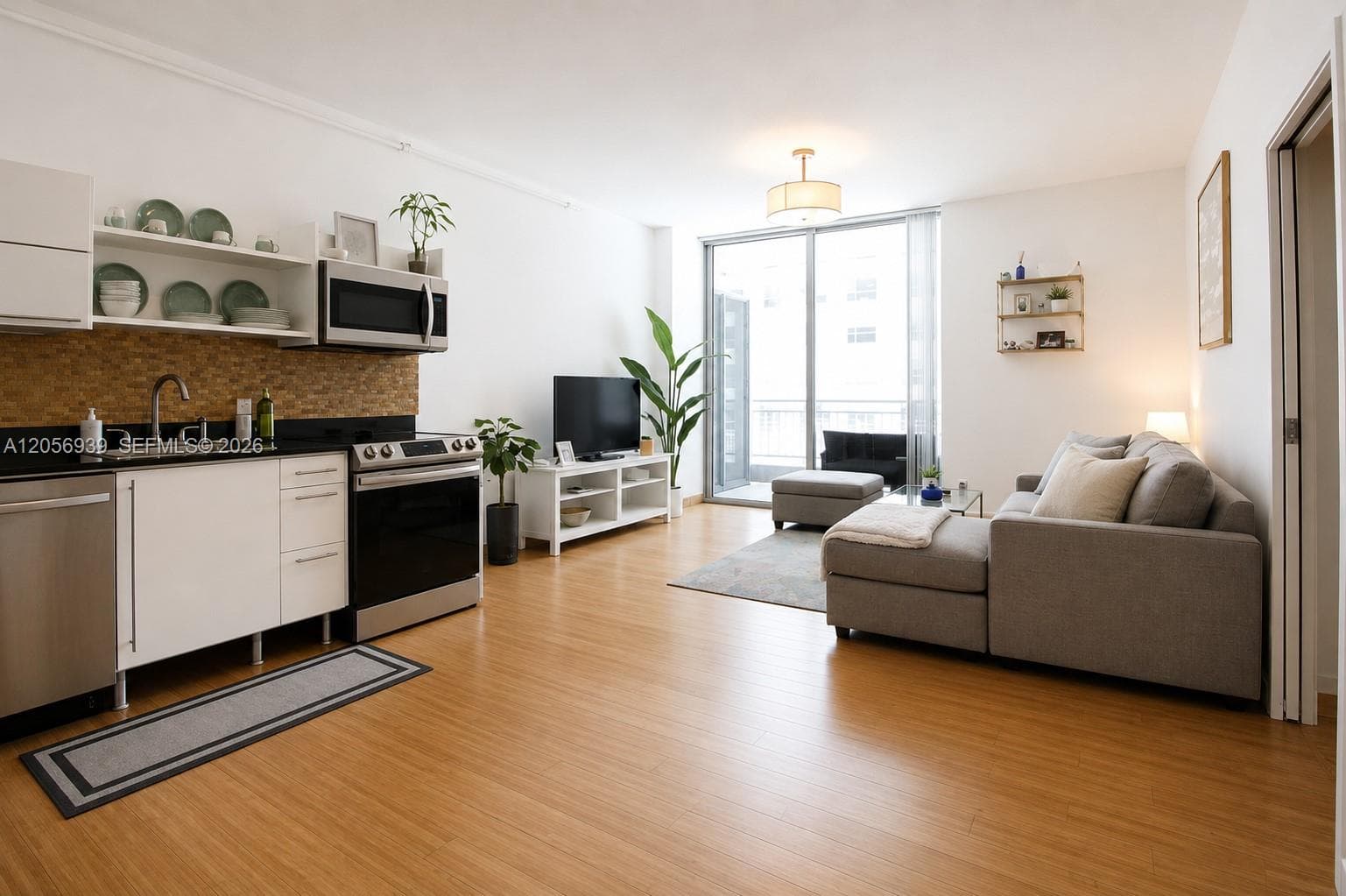 Condominium at 690 SW 1st Ct # 1528, Miami FL 33130