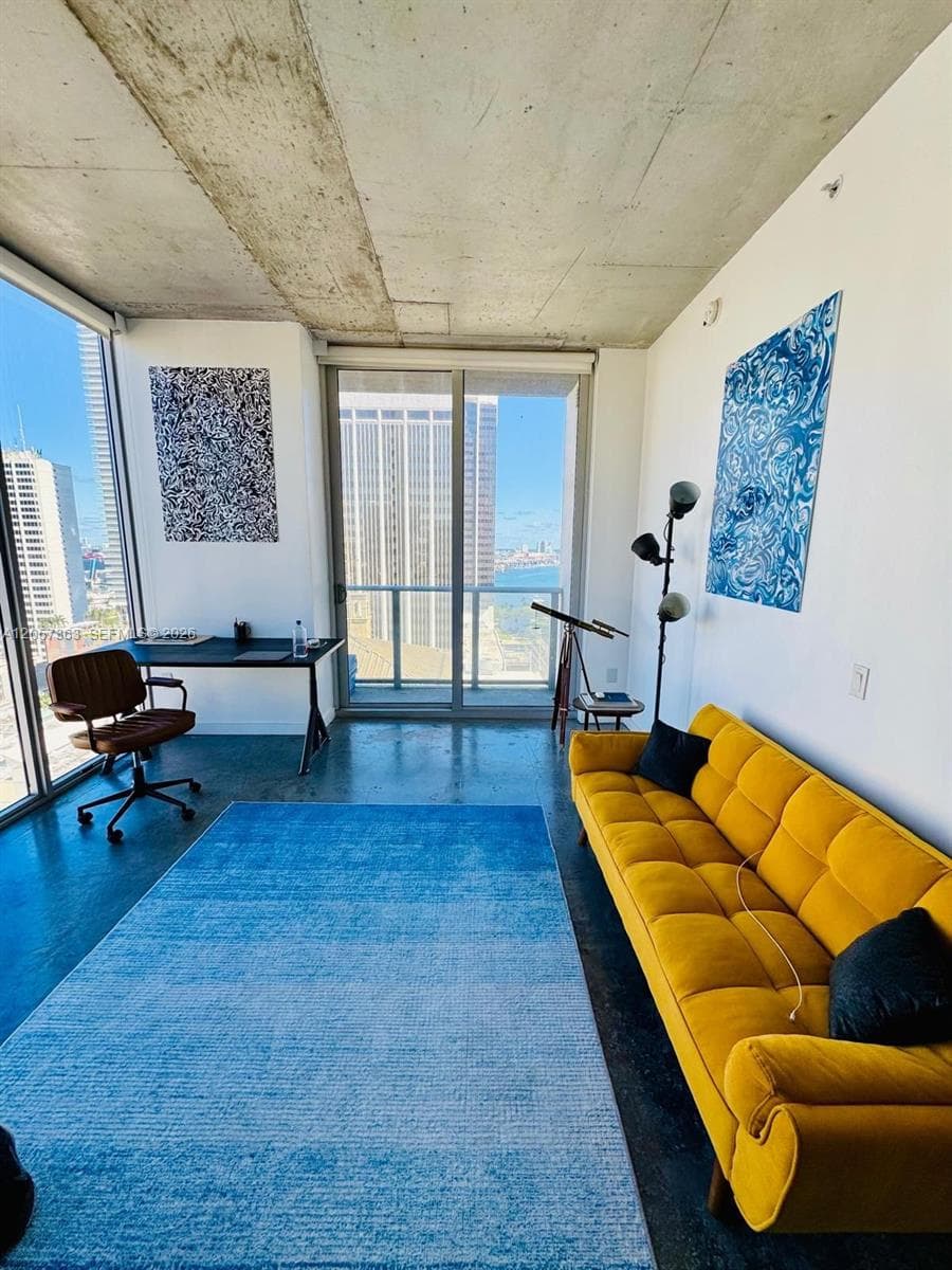 Condominium at 151 SE 1st St # 2102, Miami FL 33131