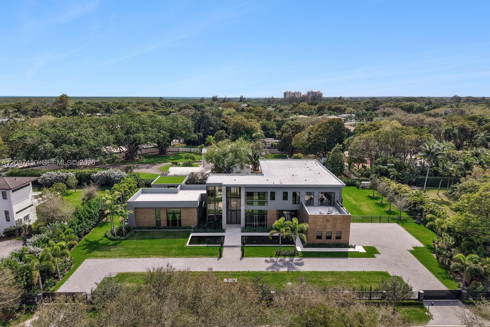 Single Family Residence at 5900 SW 129th Ter, Pinecrest FL 33156