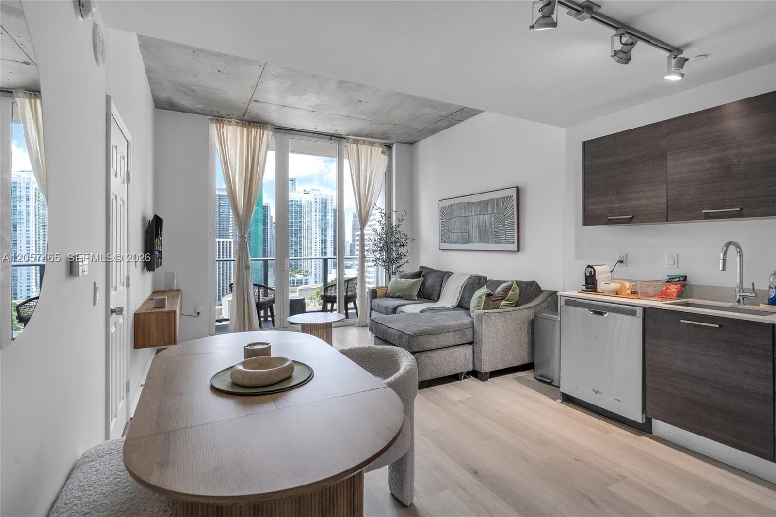 Condominium at 151 SE 1st St # 2109, Miami FL 33131