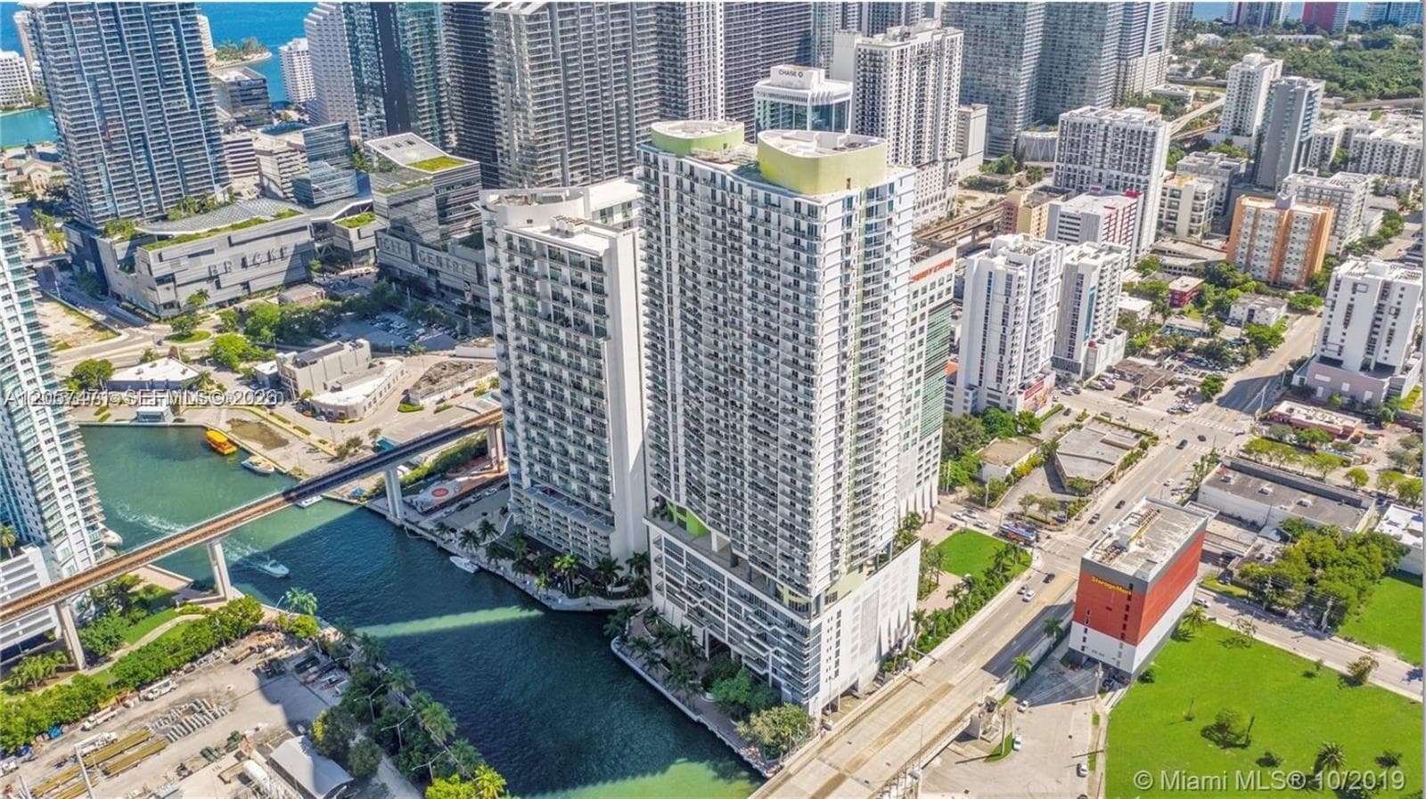 Condominium at 185 SW 7th St # 3600, Miami FL 33130