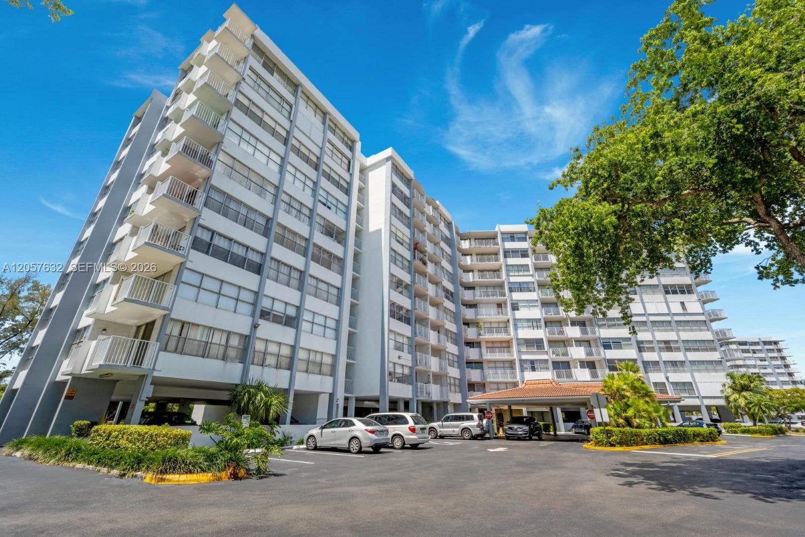 Condominium at 1300 NE Miami Gardens Dr # 621E, Miami FL 33179