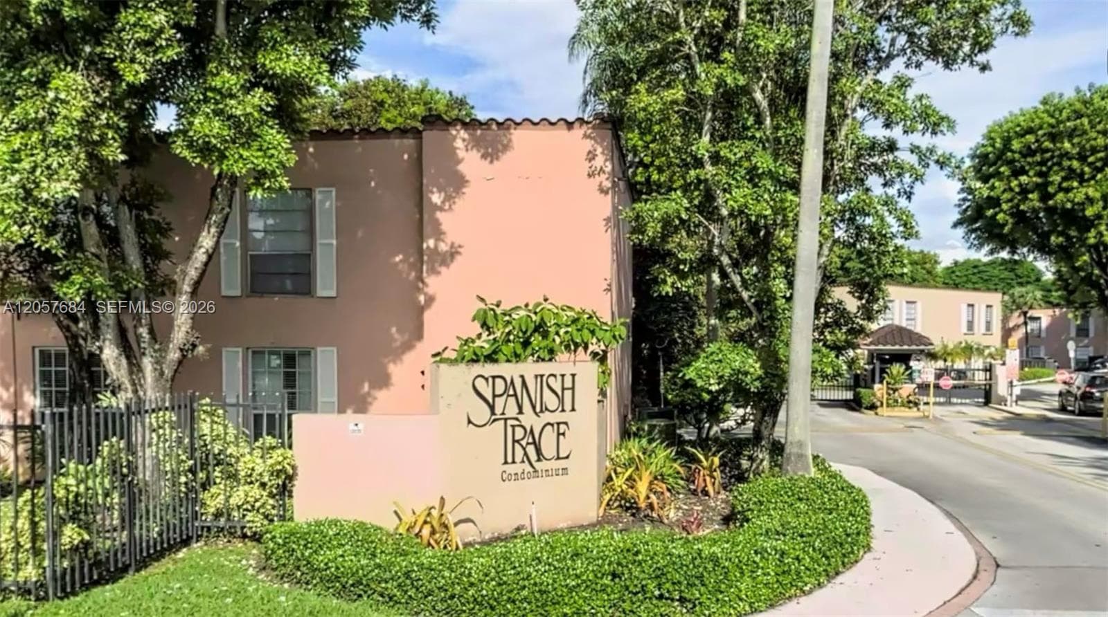 Condominium at 10762 N Kendall Dr # I16, Miami FL 33176
