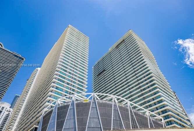 Condominium at 1111 SW 1st Ave # 2723N, Miami FL 33130