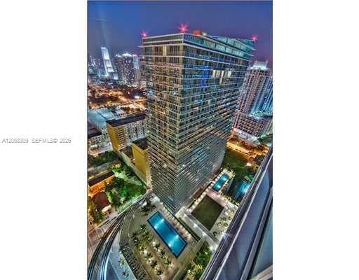 Condominium at 1111 SW 1 AV, Miami FL 33130