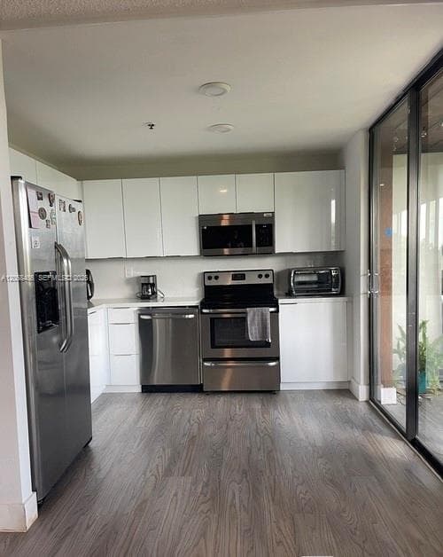 Condominium at 671 NE 195th St # 404E, Miami FL 33179