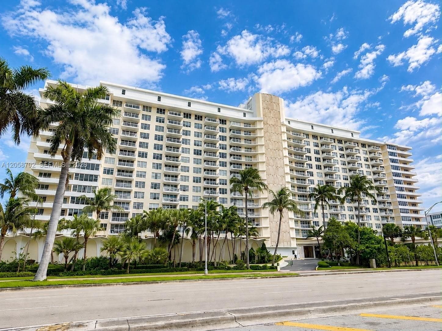 Condominium at 5600 Collins Ave # 17U, Miami Beach FL 33140