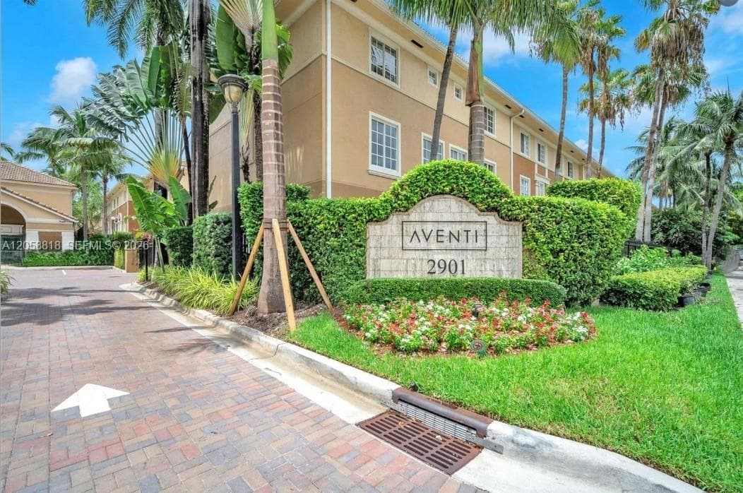Townhouse at 2845 NE 185th St # 903, Aventura FL 33180