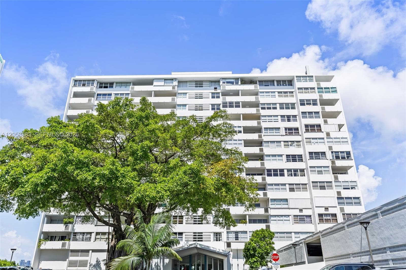 Condominium at 3 Island Ave # 09L, Miami Beach FL 33139