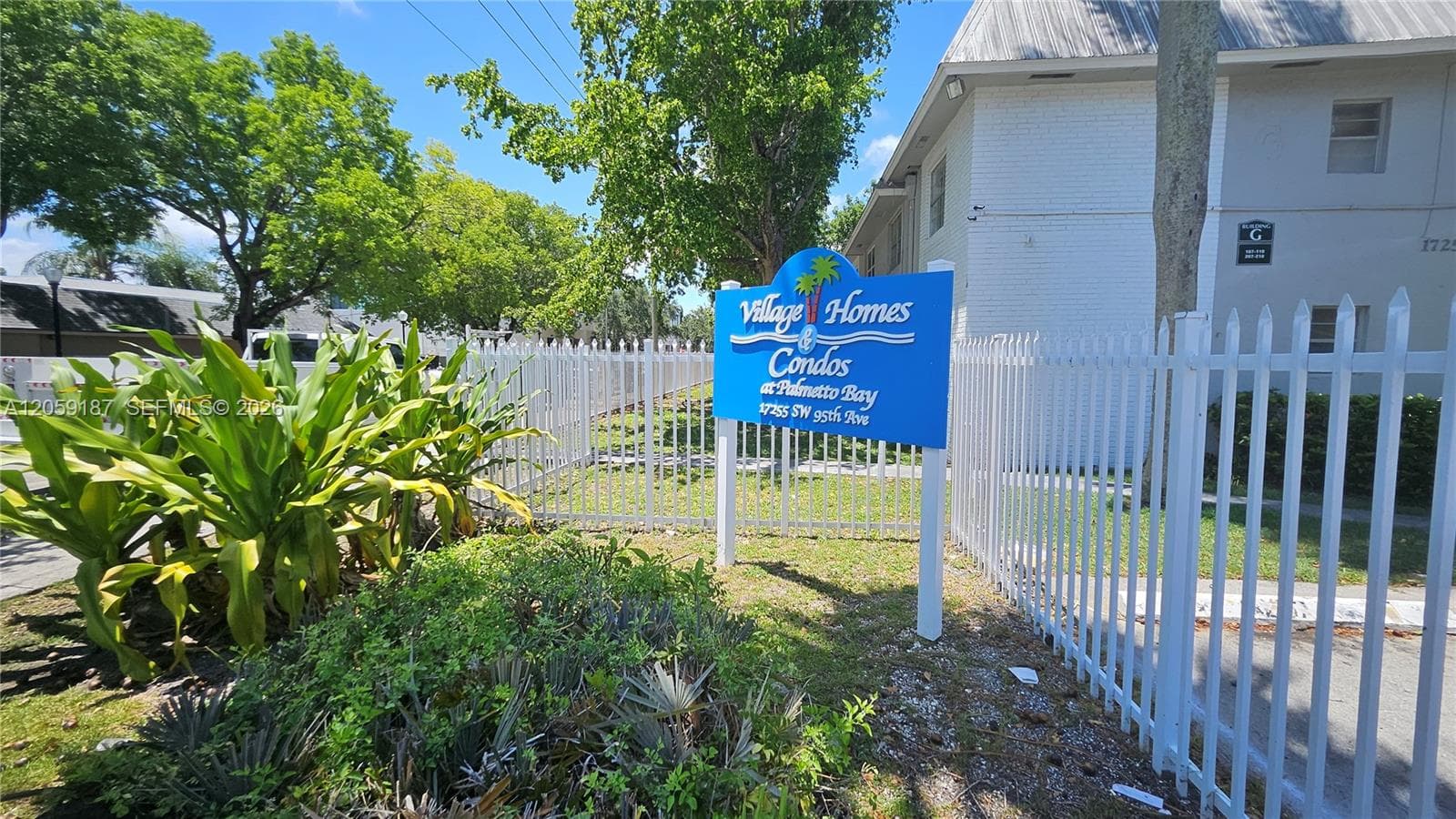 Condominium at 17255 SW 95th Ave # 211, Palmetto Bay FL 33157
