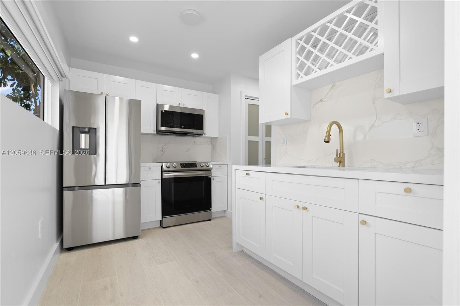 Efficiency at 129 SW 9th Ave # 3, Miami FL 33130