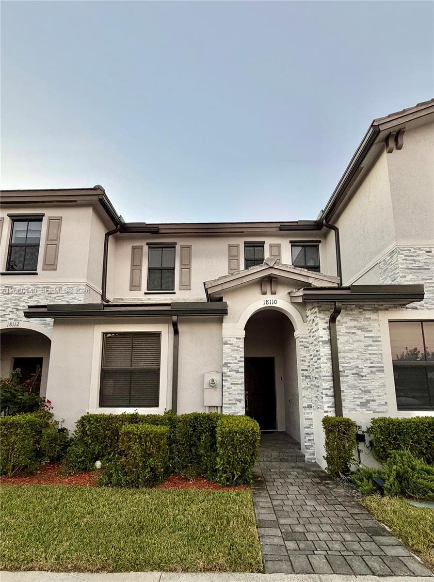 Townhouse at 18110 SW 148th Rd, Miami FL 33187