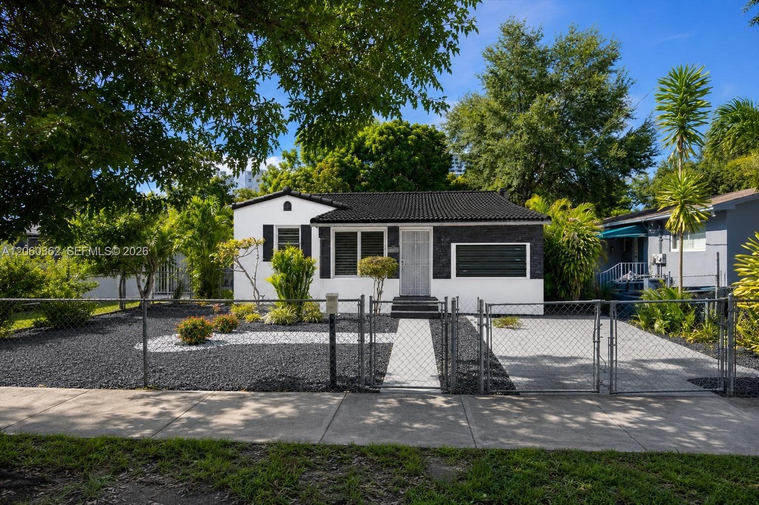 Multi Family at 2750 SW 26th St, Miami FL 33133