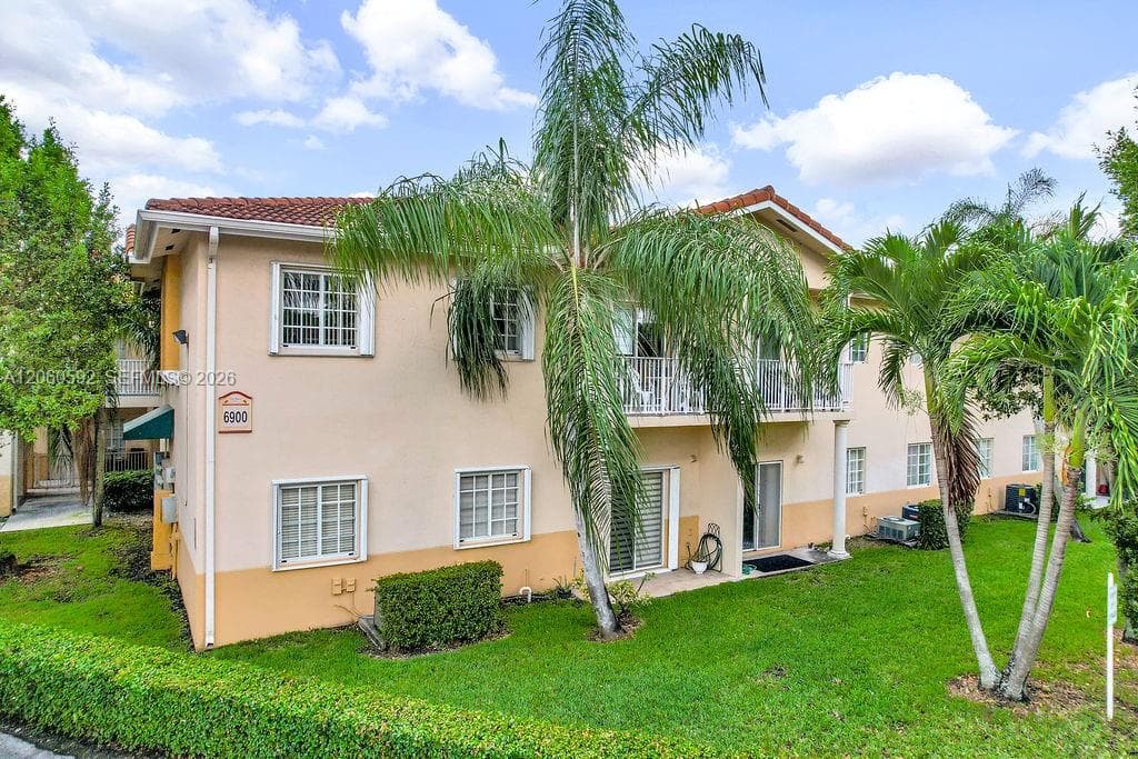 Condominium at 6900 NW 179th St # 1, Hialeah FL 33015