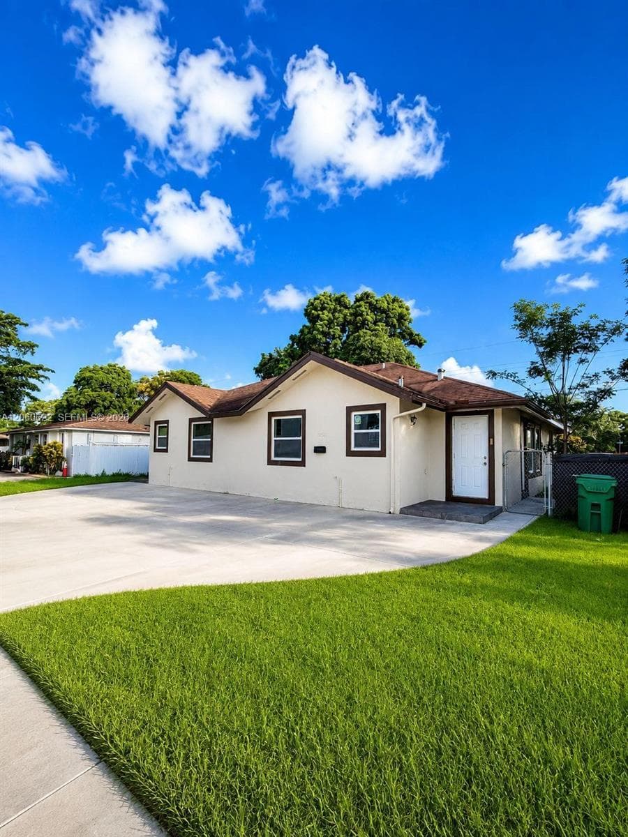 Townhouse at 10501 SW 172nd St # 10501, Miami FL 33157