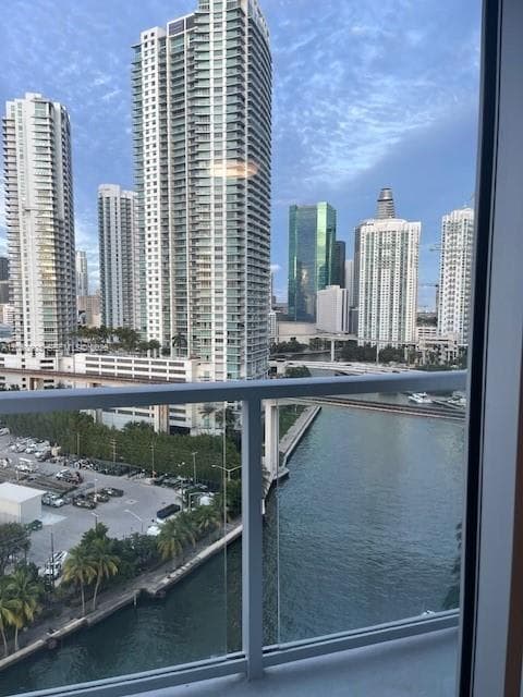 Condominium at 185 SW 7th St # 1605, Miami FL 33130