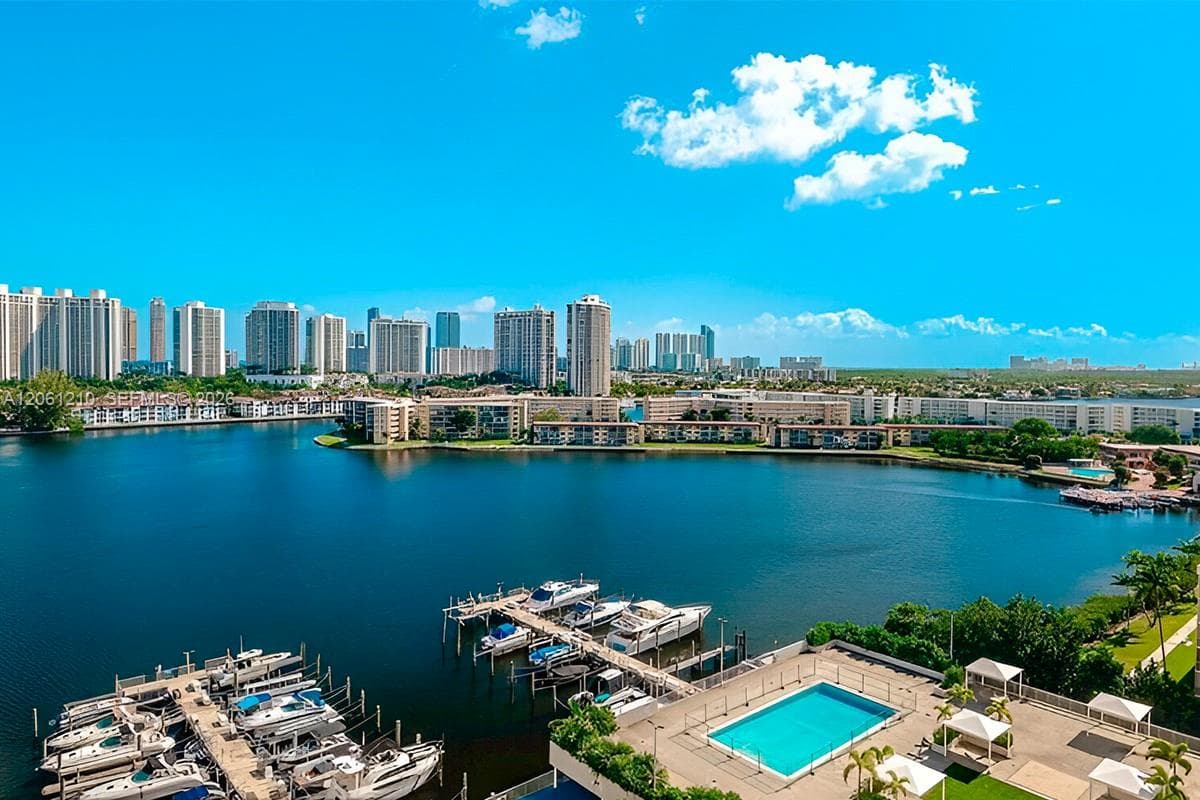 Condominium at 18081 Biscayne Blvd BOAT SLIP & UNIT # 1805, Aventura FL 33160