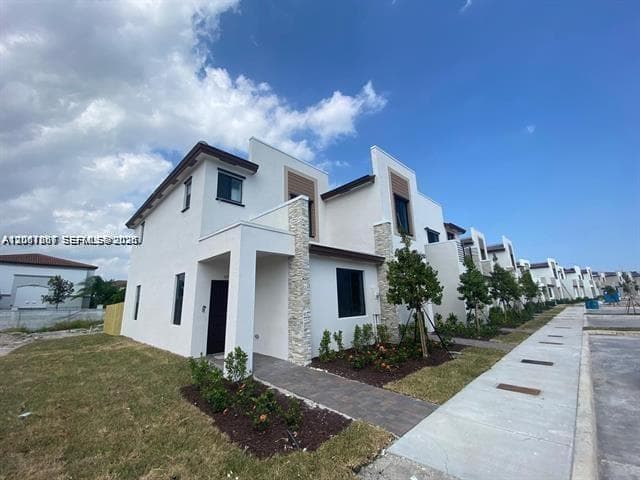 Townhouse at 575 NE 208th Ter # 575, Miami FL 33179