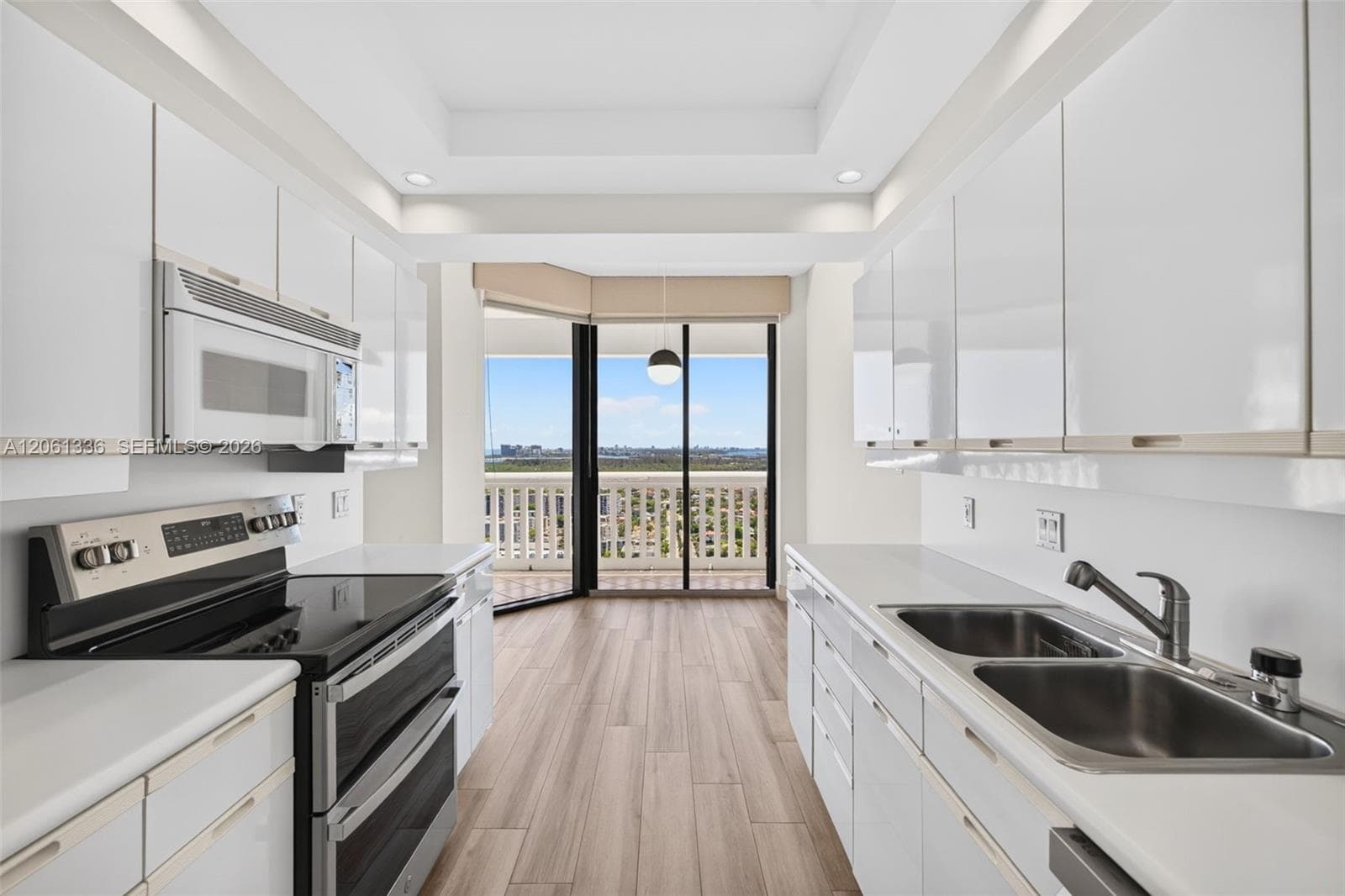 Condominium at 2000 Island Blvd # 3008, Aventura FL 33160