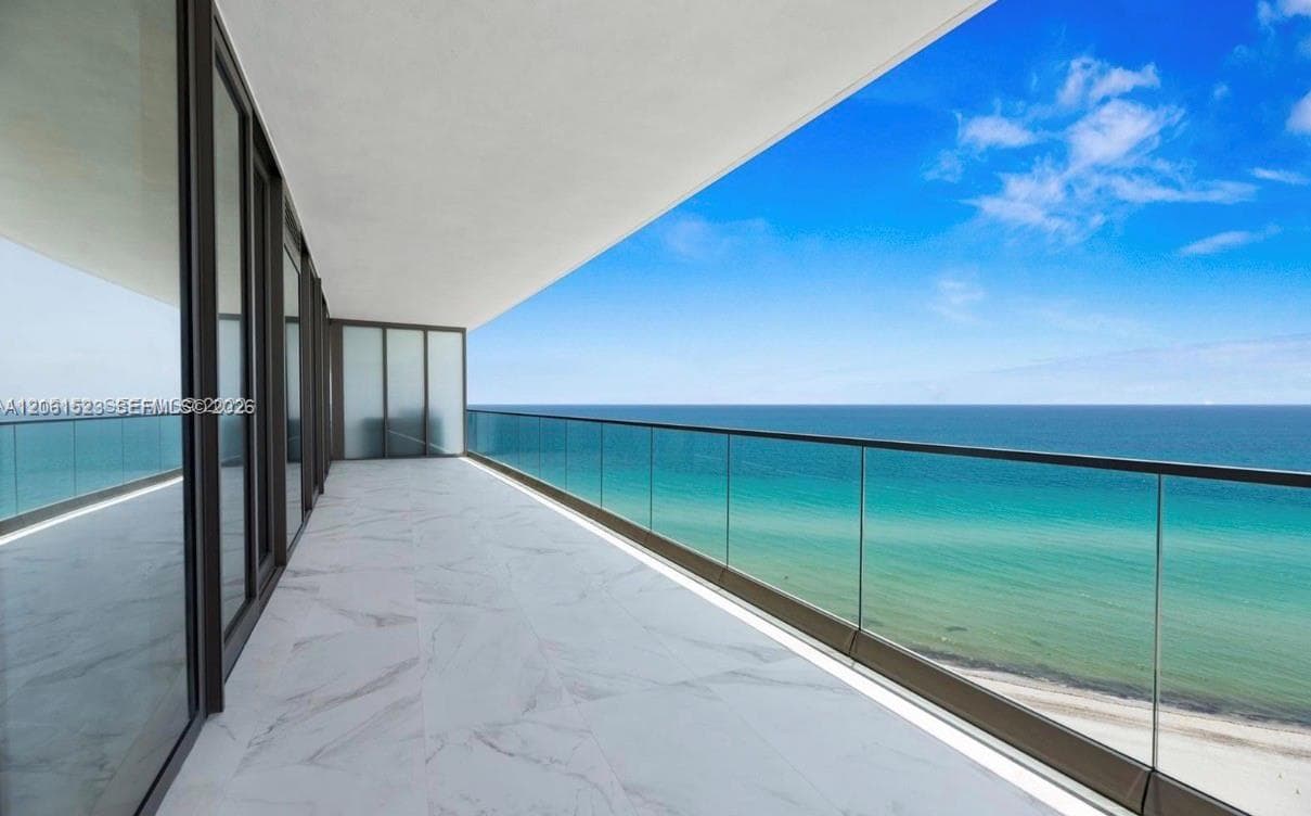 Condominium at Sunny Isles Beach, FL, 33160