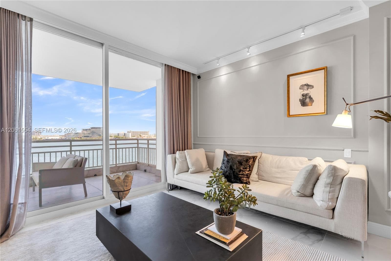 Condominium at 888 Brickell Key Dr # 508, Miami FL 33131