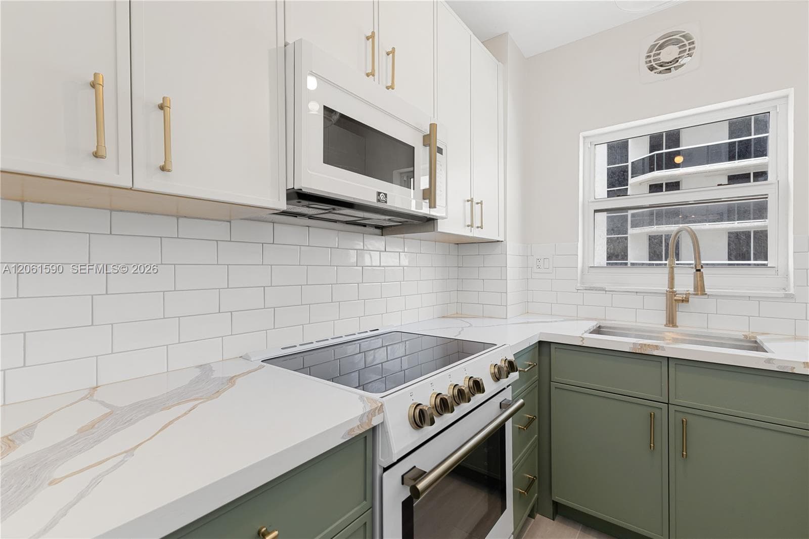 Condominium at 4747 Collins Ave # 709, Miami Beach FL 33140