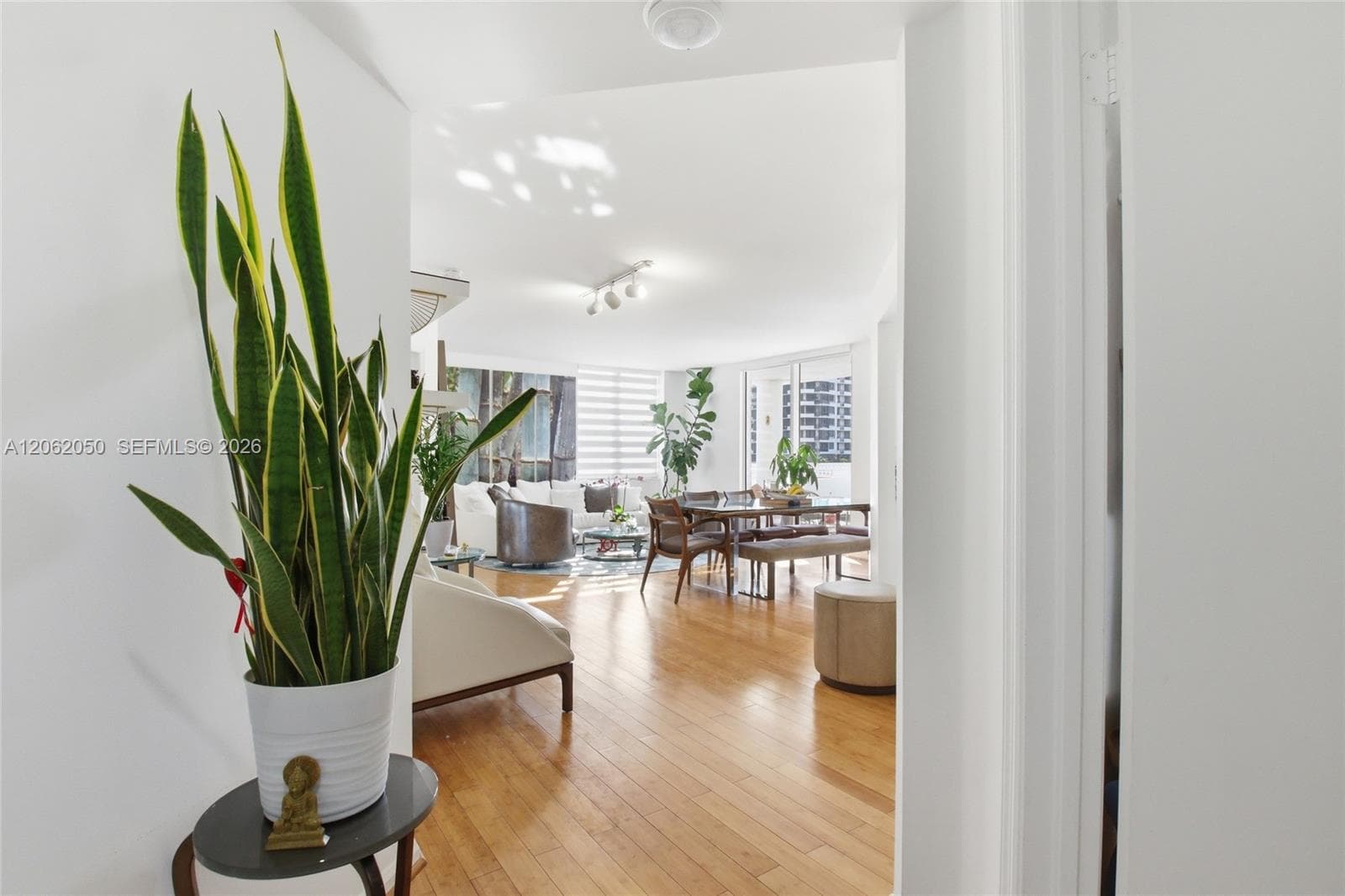 Condominium at 701 Brickell Key Blvd # 610, Miami FL 33131