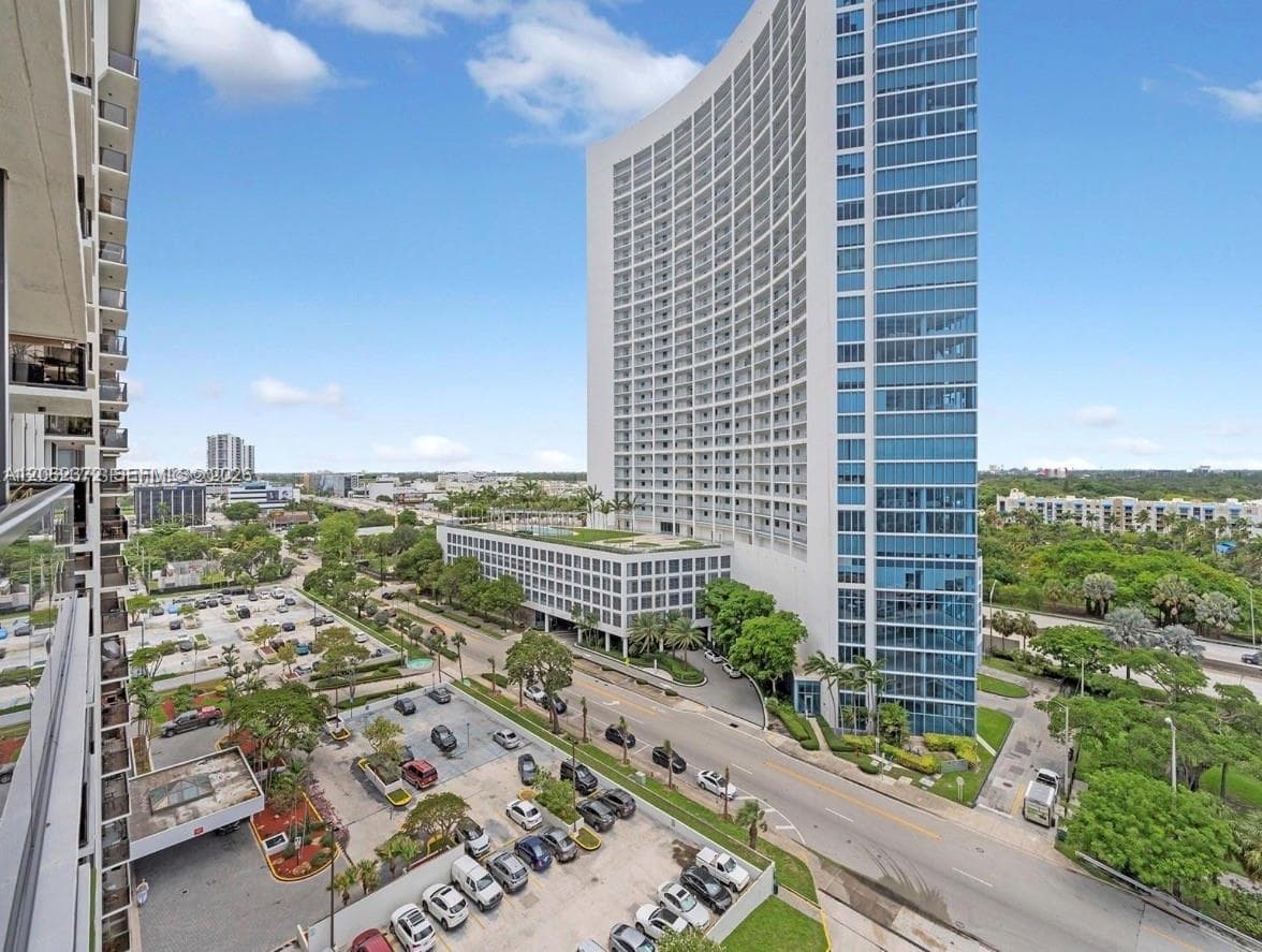 Condominium at 600 NE 36th St # 1214, Miami FL 33137