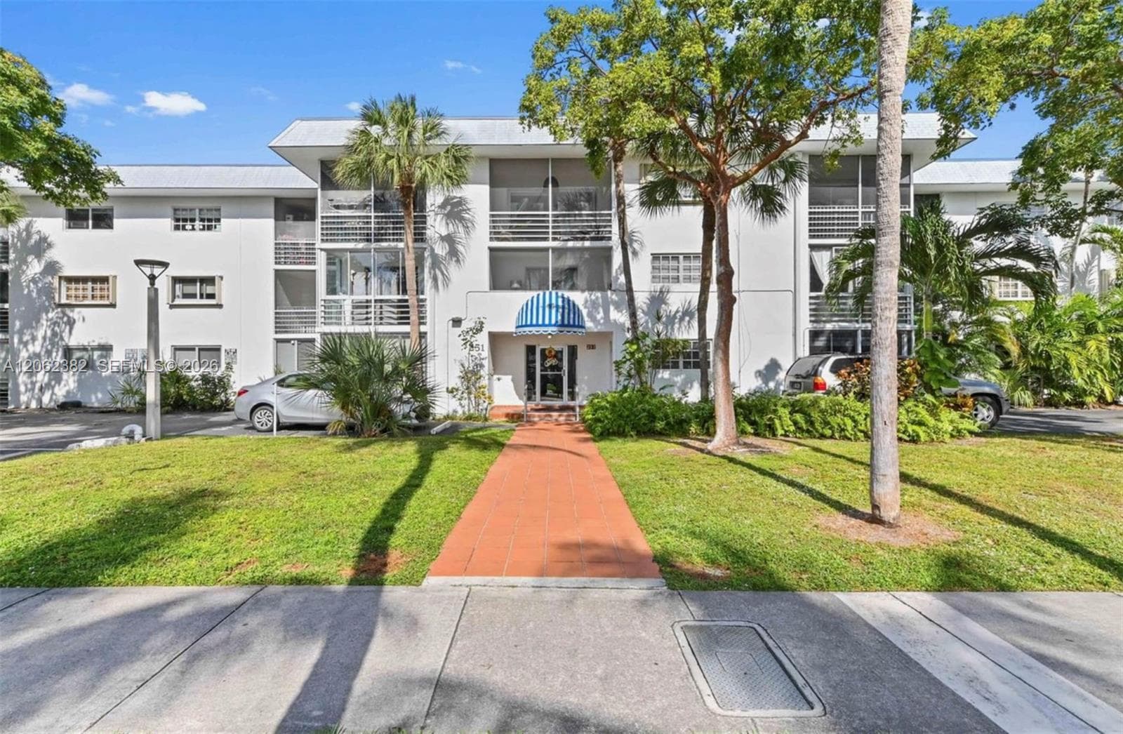 Condominium at 251 Galen Dr # 302, Key Biscayne FL 33149