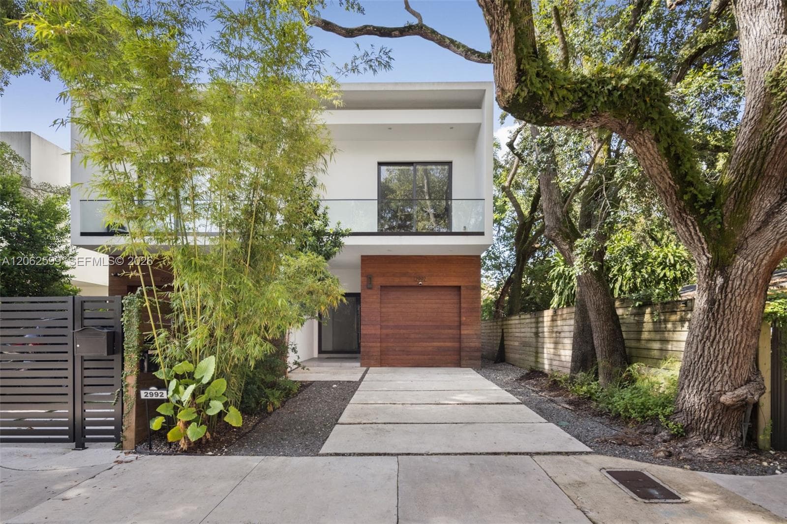Townhouse at 2992 Coconut Ave, Coconut Grove FL 33133