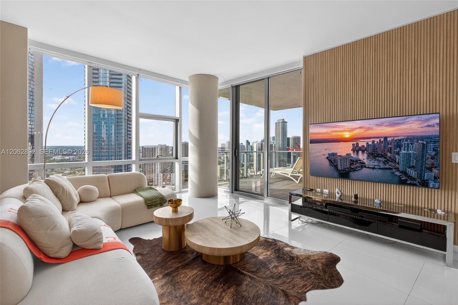 Condominium at 851 NE 1st Ave # 3201, Miami FL 33132
