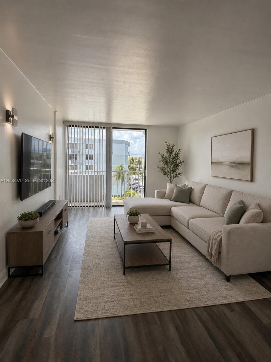 Condominium at 8261 NW 8th St # 434, Miami FL 33126