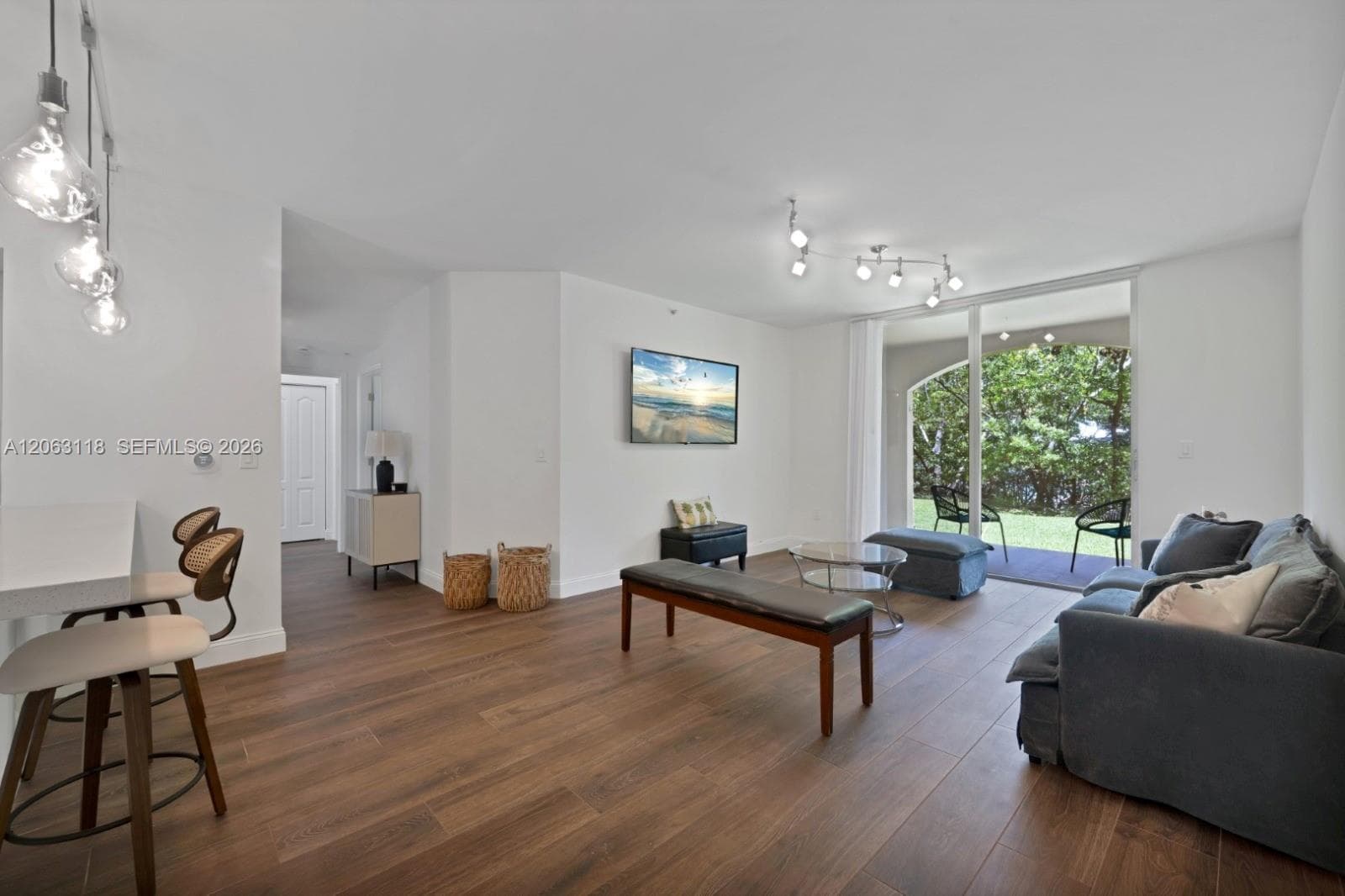 Condominium at 19601 E Country Club Dr # 7108, Aventura FL 33180