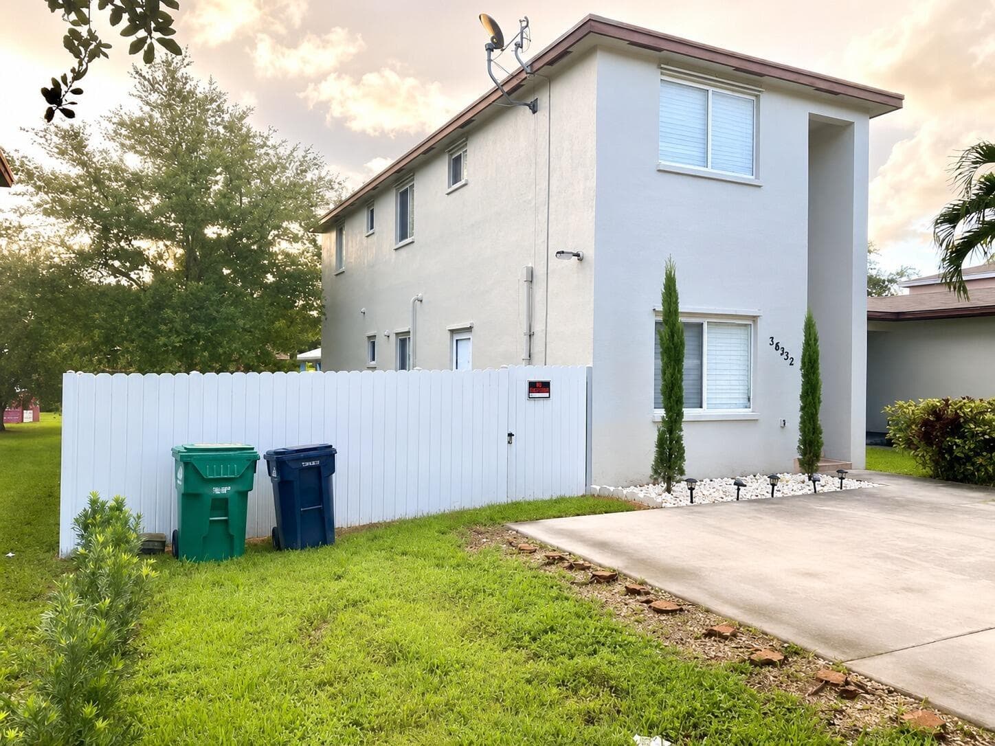 Single Family Residence at 18951 SW 113TH Place, Miami FL 33157