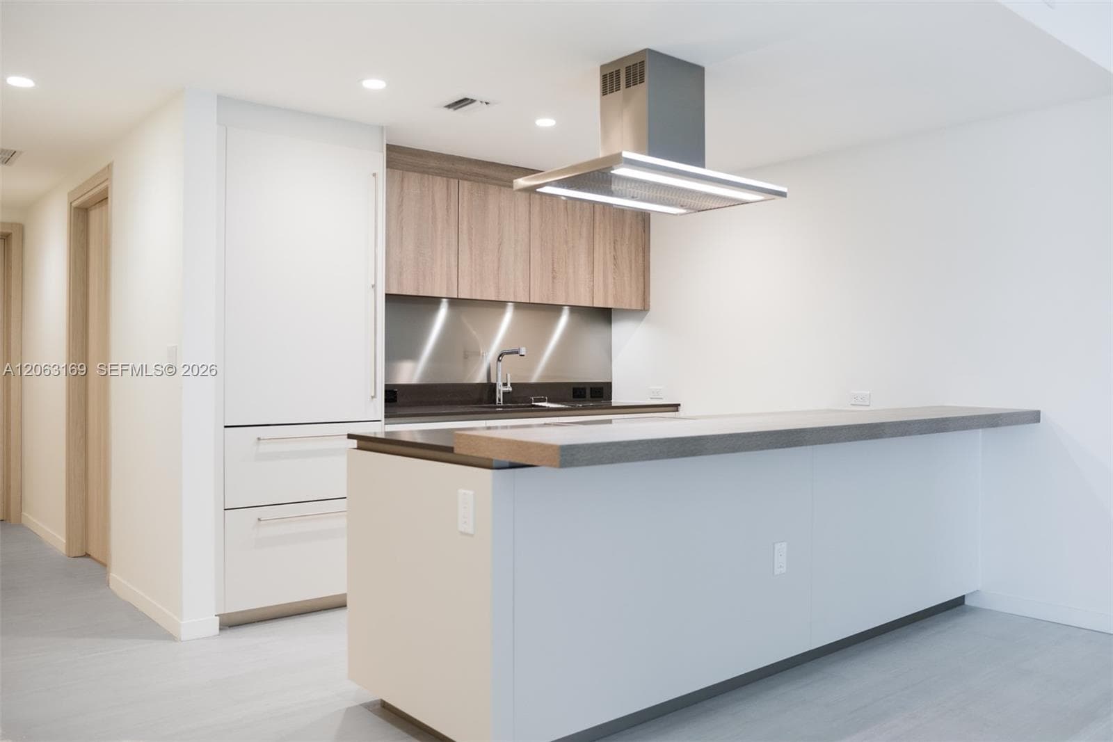 Apartment at 1000 Brickell Plz # 4205, Miami FL 33131