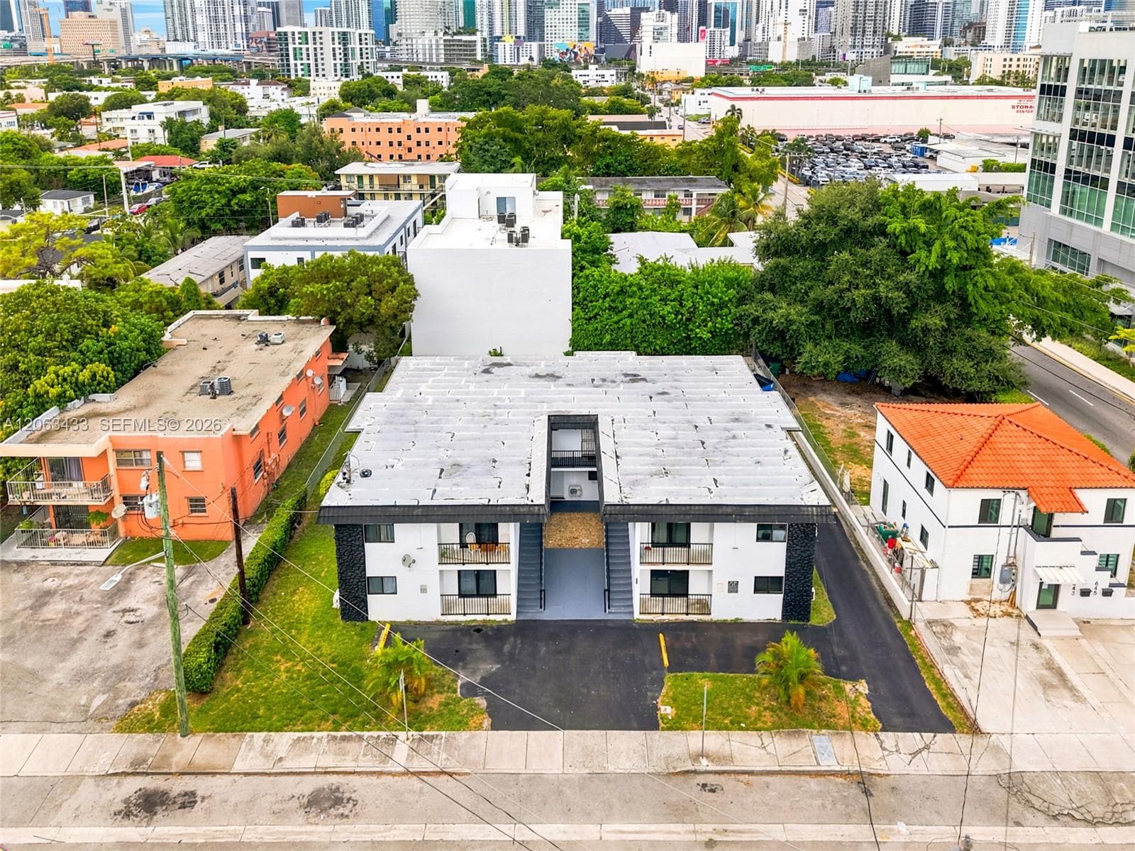 Apartment at 635 SW 7th Ct APT 5, Miami FL 33130