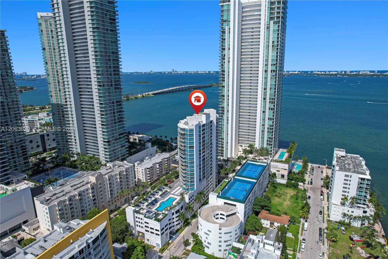 Condominium at Miami, FL, 33137