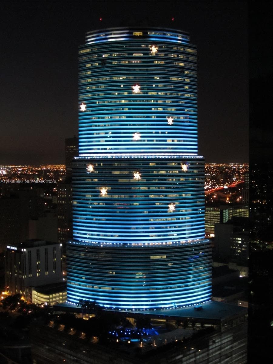 Condominium at 200 Biscayne Boulevard Way # 3809, Miami FL 33131