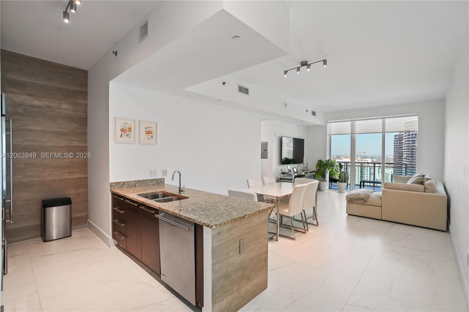 Condominium at 950 Brickell Bay Dr # 4101, Miami FL 33131