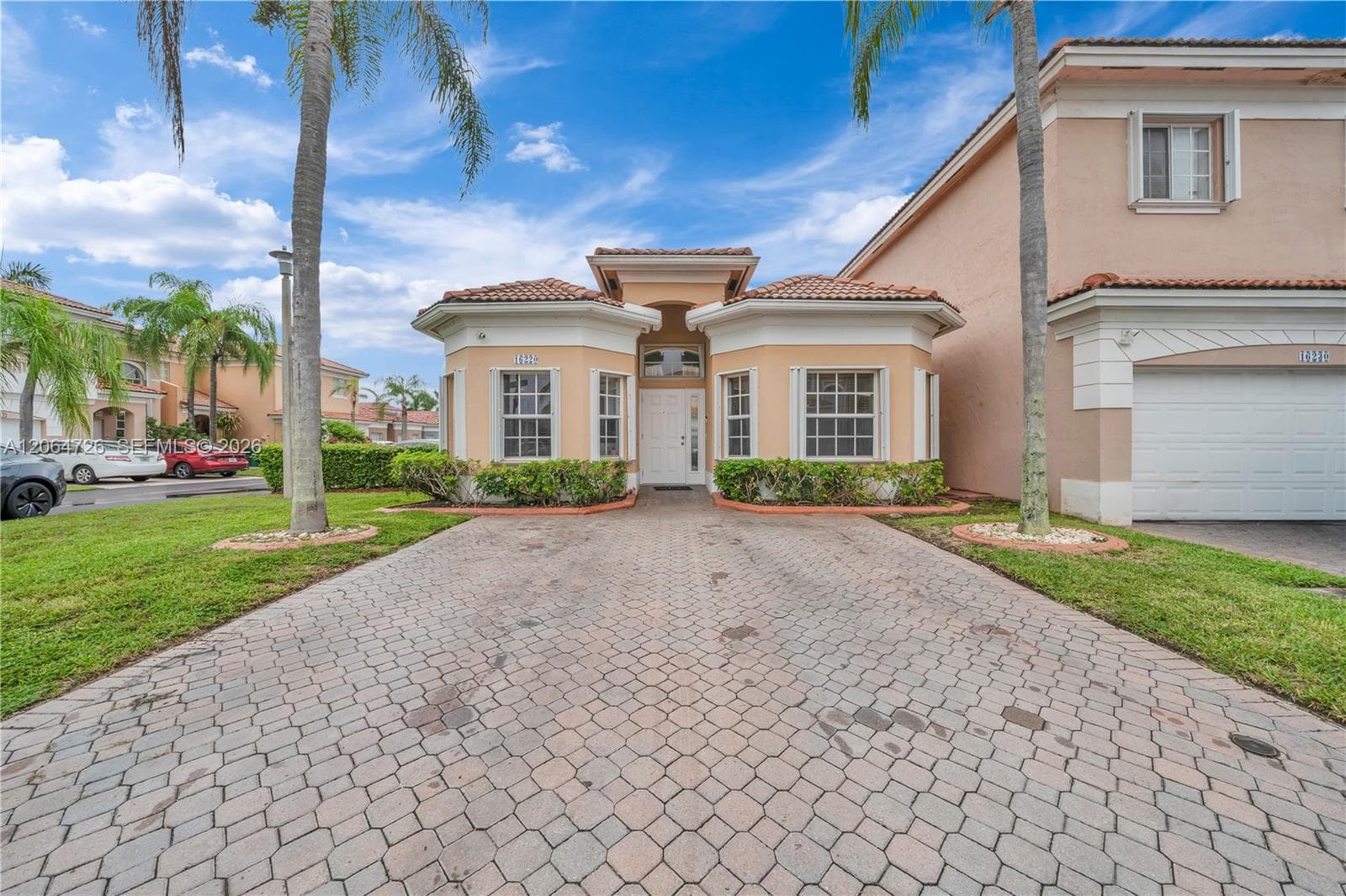 Townhouse at 16220 SW 101st Ter, Miami FL 33196