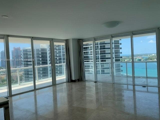 Condominium at 450 Alton Rd # 2207, Miami Beach FL 33139