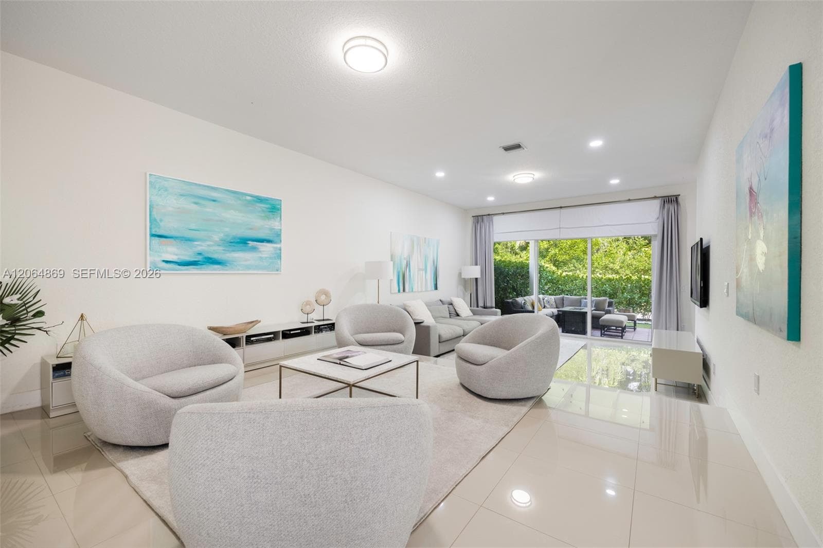 Single Family Residence at 5230 NW 104th Ct, Doral FL 33178