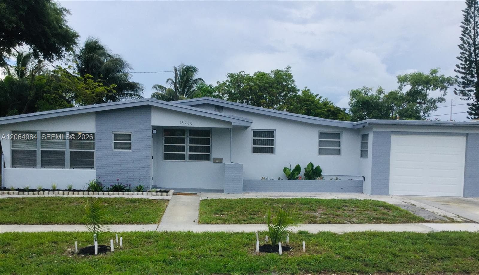 Single Family Residence at 18280 S Glades Dr, North Miami Beach FL 33162