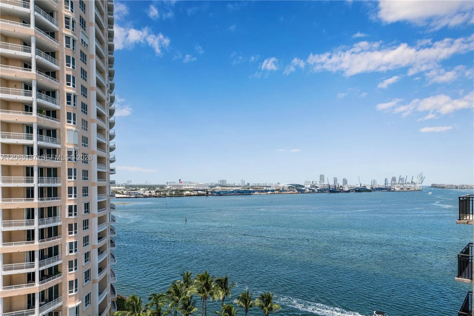 Condominium at 540 Brickell Key Dr # 1422, Miami FL 33131